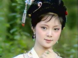 薛宝钗个人资料,才情与美貌并重的古典佳人